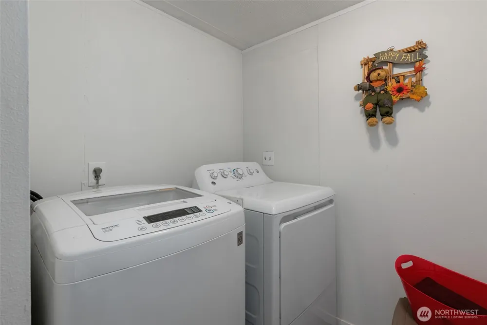 700 NW Crosby Avenue #164 Oak Harbor, WA 98277