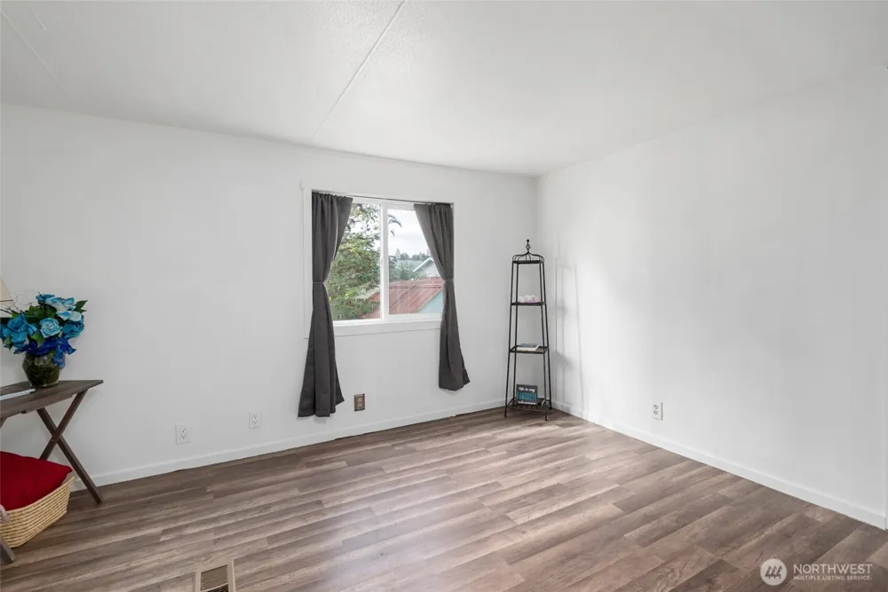 700 NW Crosby Avenue #164 Oak Harbor, WA 98277