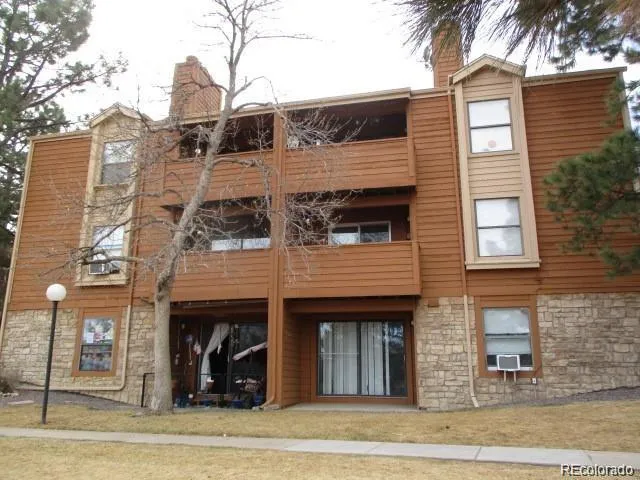 4284 S Salida Way #16 Aurora, CO 80013