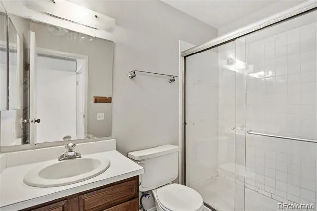 3695 S Kittredge Street #E Aurora, CO 80013