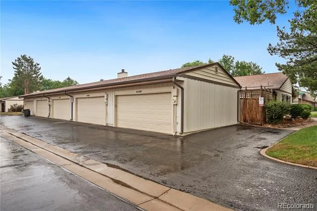 3695 S Kittredge Street #E Aurora, CO 80013