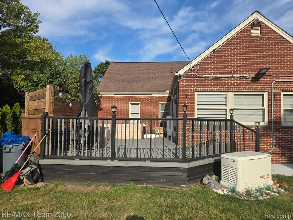 439 Vernon Street Dearborn City, MI 48128