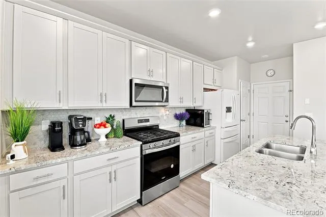 9140 Pitkin Street Commerce City, CO 80022