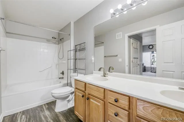 4875 S Balsam Way #9-104 Littleton, CO 80123