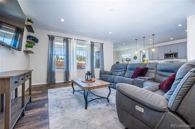 960 Avena Court Elizabeth, CO 80107