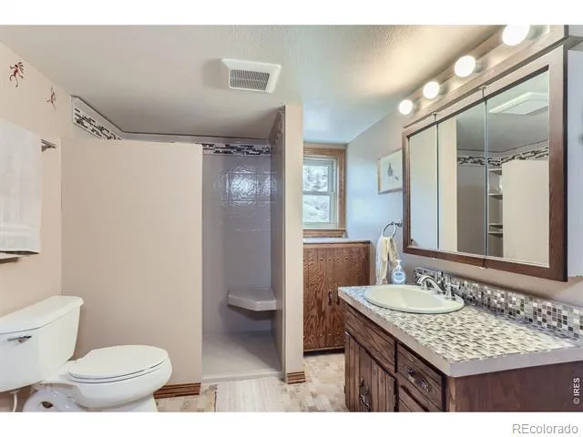 16450 Dakota Ridge Road Longmont, CO 80503