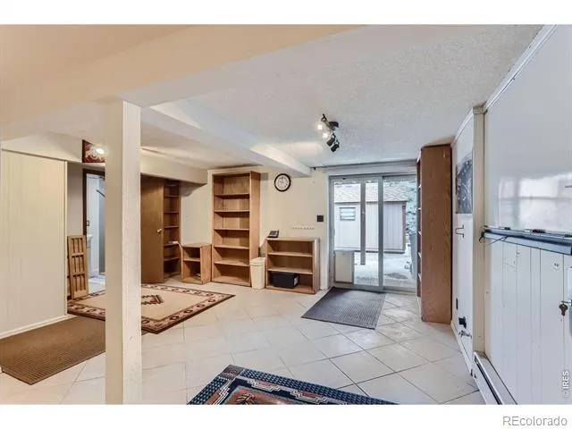 16450 Dakota Ridge Road Longmont, CO 80503