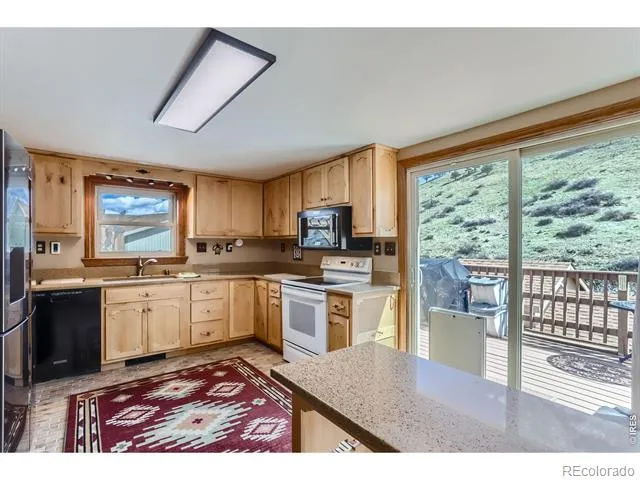 16450 Dakota Ridge Road Longmont, CO 80503