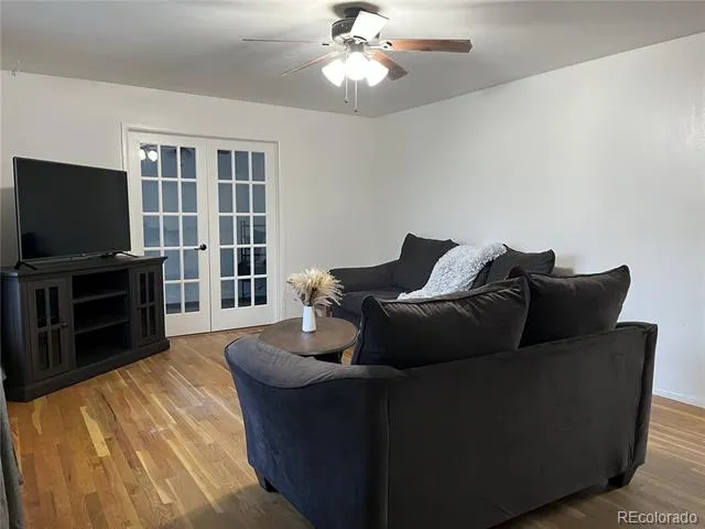 905 Hallam Avenue Colorado Springs, CO 80911