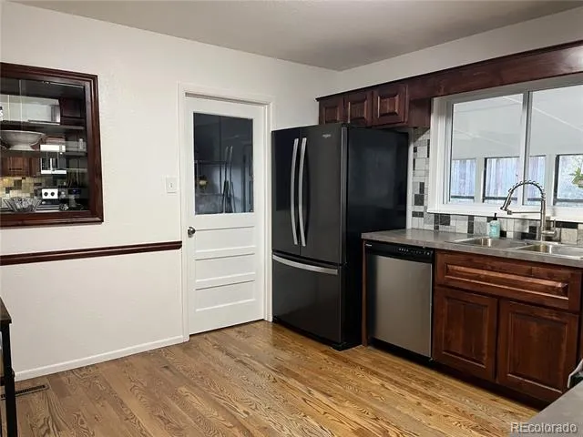 905 Hallam Avenue Colorado Springs, CO 80911