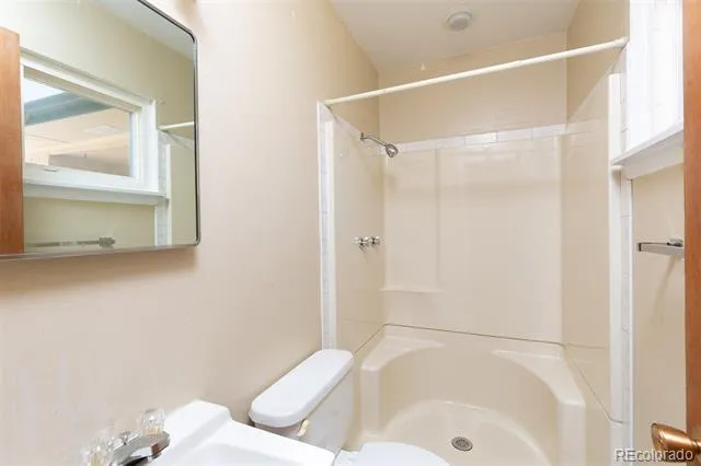 1443 Acacia Drive Colorado Springs, CO 80907