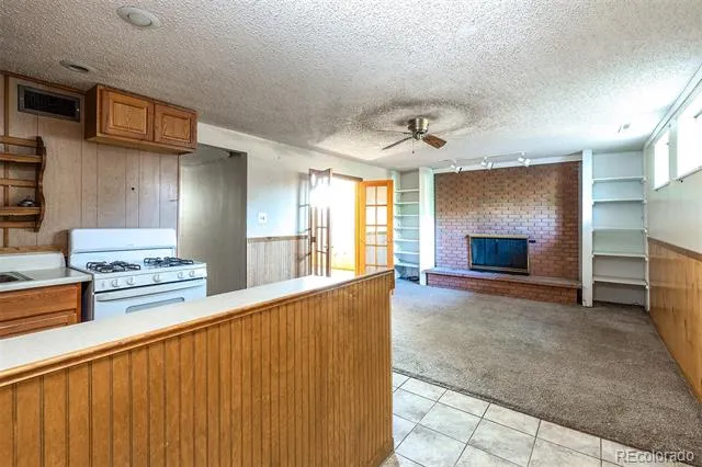 1443 Acacia Drive Colorado Springs, CO 80907
