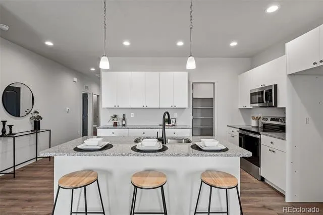 380 S Ashford Drive Pueblo, CO 81007