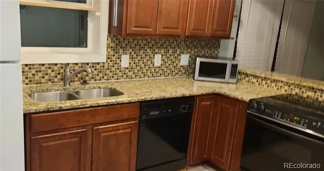 2034 S Lincoln Street Denver, CO 80210