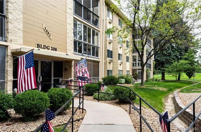 3082 S Wheeling Way #105 Aurora, CO 80014