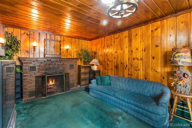 8150 W US Highway 24 Cascade, CO 80809