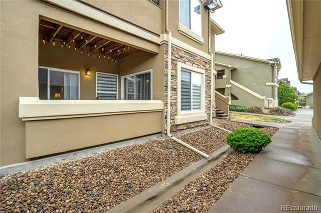 4572 Copeland Loop #102 Highlands Ranch, CO 80126