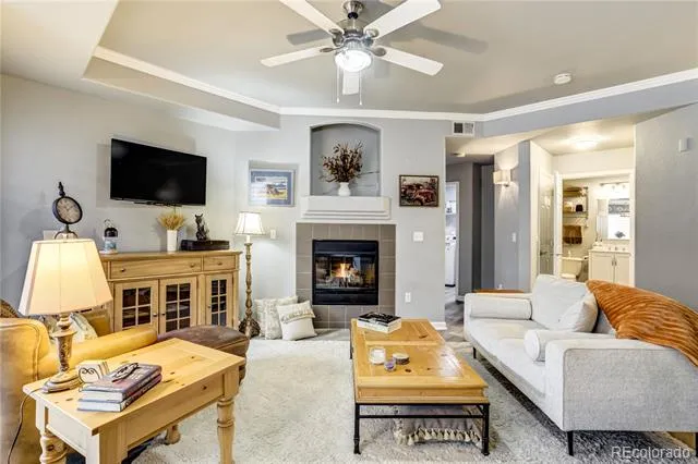 4572 Copeland Loop #102 Highlands Ranch, CO 80126