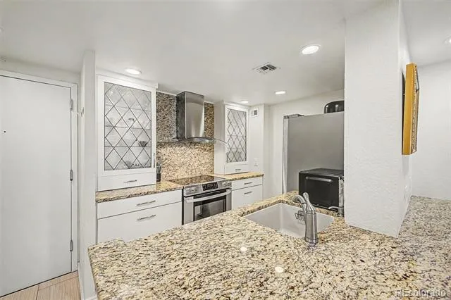 1777 Larimer Street #1911 Denver, CO 80202