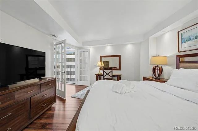1777 Larimer Street #1911 Denver, CO 80202