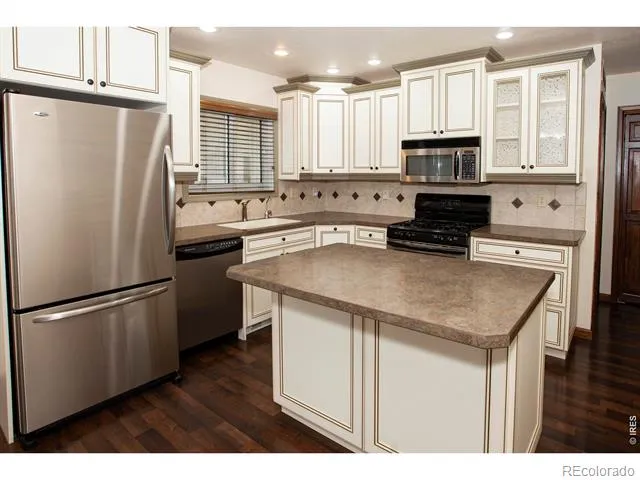 1407 S 11th Avenue Sterling, CO 80751