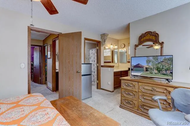 4141 S Dunkirk Way Aurora, CO 80013
