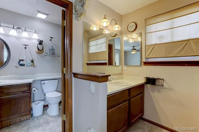4141 S Dunkirk Way Aurora, CO 80013