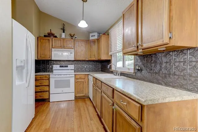 4141 S Dunkirk Way Aurora, CO 80013