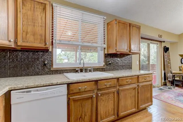 4141 S Dunkirk Way Aurora, CO 80013