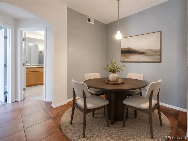 3852 S Dallas Street #8-205 Aurora, CO 80014
