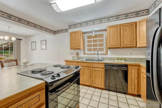 1882 Brookdale Drive Colorado Springs, CO 80918