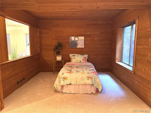 1882 Brookdale Drive Colorado Springs, CO 80918
