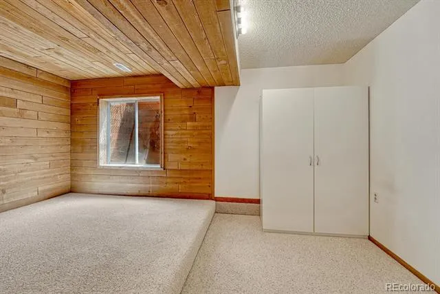 1882 Brookdale Drive Colorado Springs, CO 80918