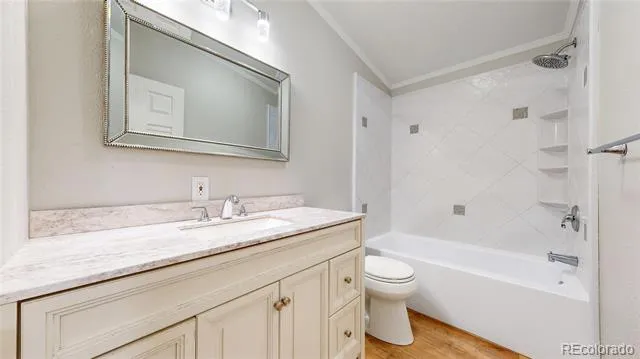 5741 S Quemoy Circle Centennial, CO 80015