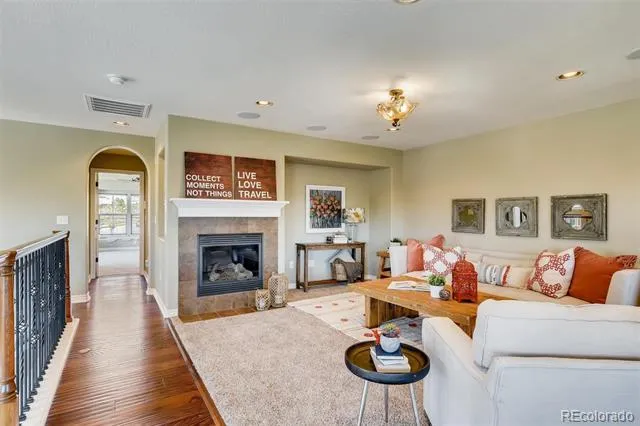 9139 Viaggio Way Highlands Ranch, CO 80126
