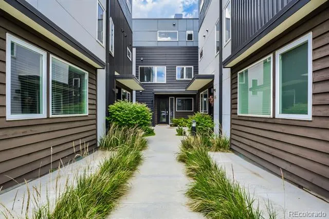 3165 Lawrence Street Denver, CO 80205