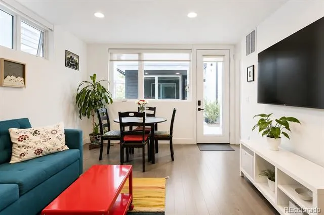 3165 Lawrence Street Denver, CO 80205