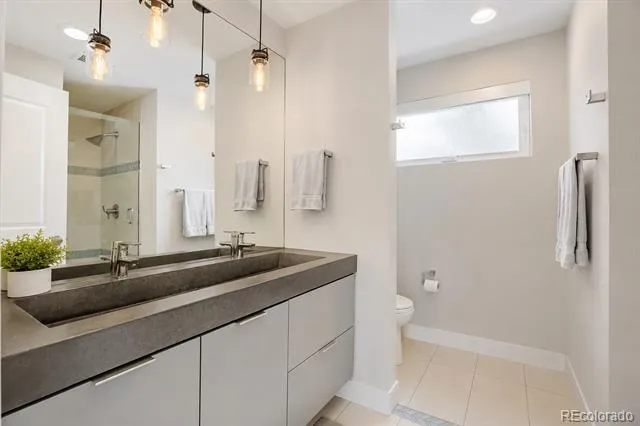 3165 Lawrence Street Denver, CO 80205