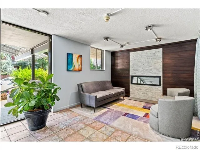 909 Logan Street #A Denver, CO 80203