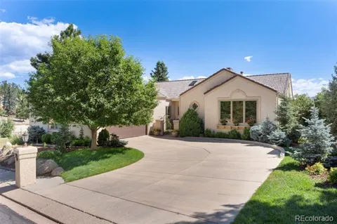 4015 Hermitage Drive