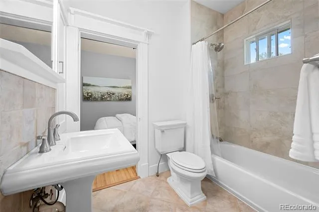 2861 S Lincoln Street Englewood, CO 80113