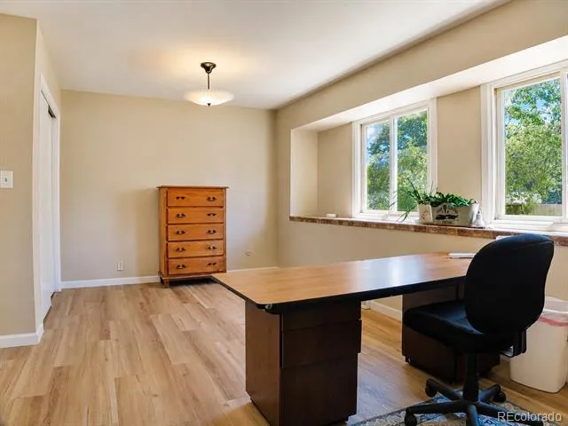 697 S Worchester Street Aurora, CO 80012