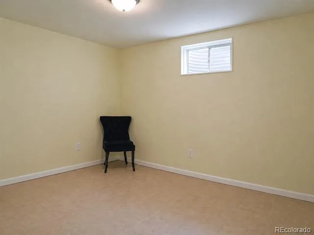 697 S Worchester Street Aurora, CO 80012