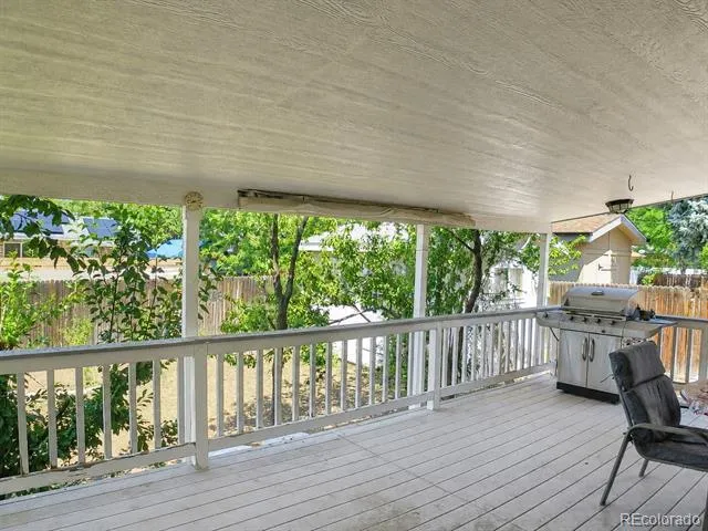 697 S Worchester Street Aurora, CO 80012
