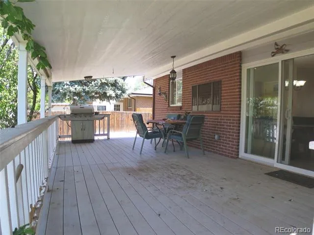 697 S Worchester Street Aurora, CO 80012