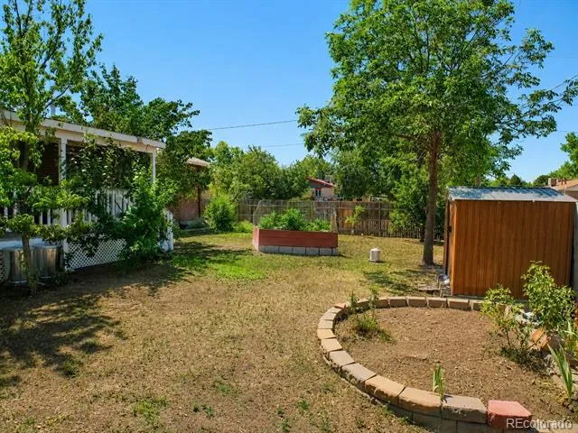 697 S Worchester Street Aurora, CO 80012