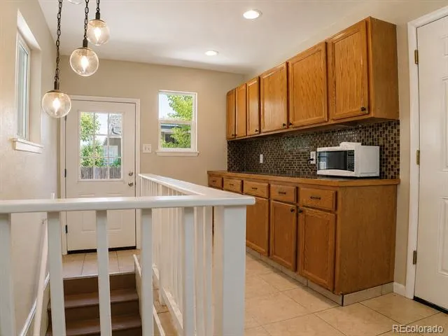 697 S Worchester Street Aurora, CO 80012