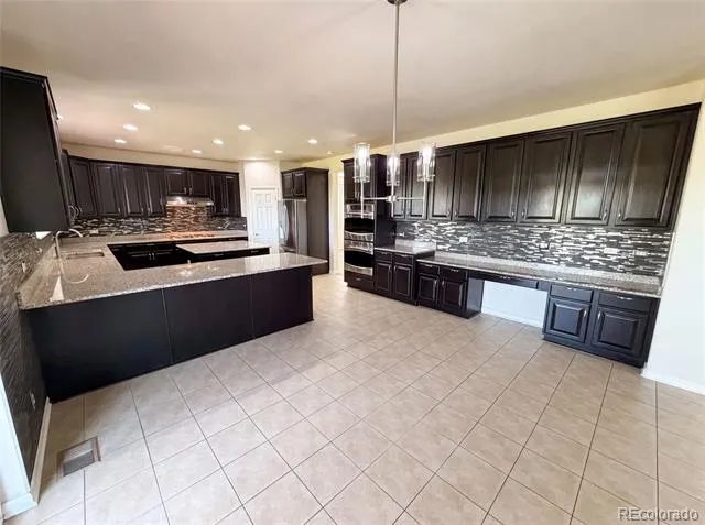 22197 E Easter Circle Aurora, CO 80016