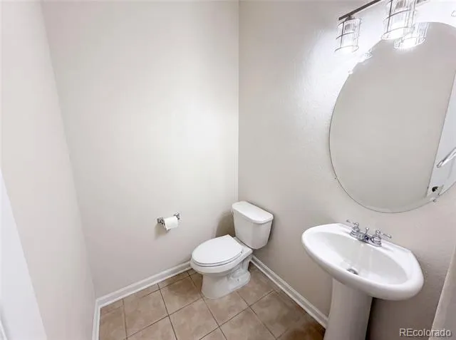 22197 E Easter Circle Aurora, CO 80016