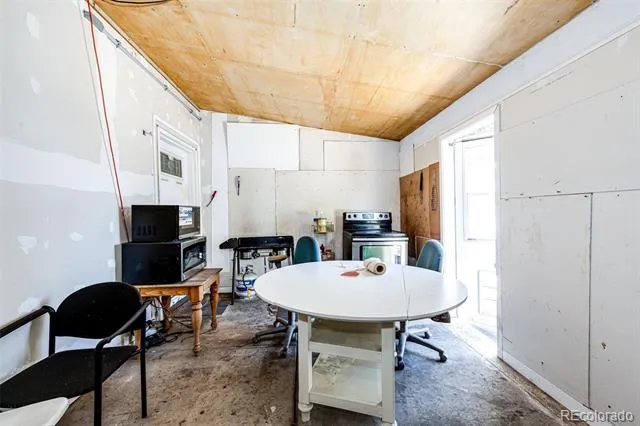 6799 W 52nd Avenue Arvada, CO 80002